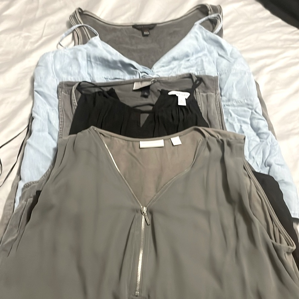 Lot of 5 tanks/sleeveless tops